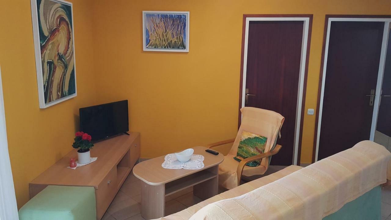 Apartments Andelina Pag Town Luaran gambar